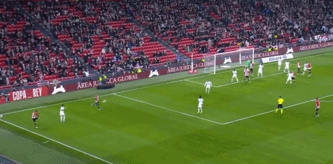 Shams：保罗对教练组越来越直言不讳，泰伦·卢认为他越界了