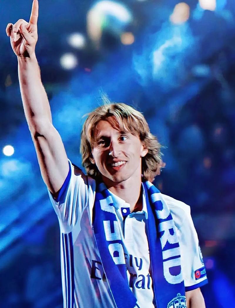 报名人数翻倍，奥运冠军管晨辰当裁判，今天比的体操等级赛有何魅力