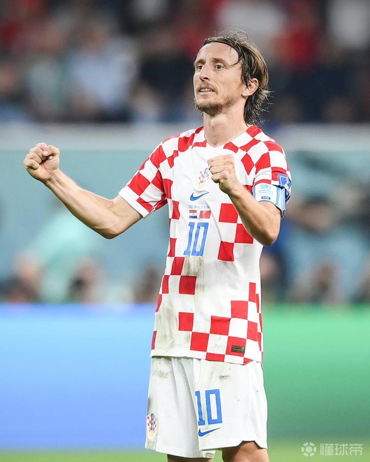 “这才是真正的足球”，特朗普提议给美式橄榄球改名