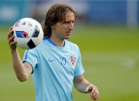 德佬：联赛不应该有中断，国家队比赛导致球员受伤应有赔偿