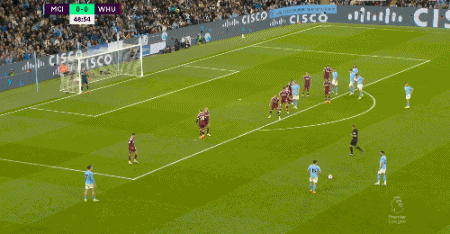 奥尔莫：亚马尔一直渴望入选国家队，他已习惯成为舆论的焦点