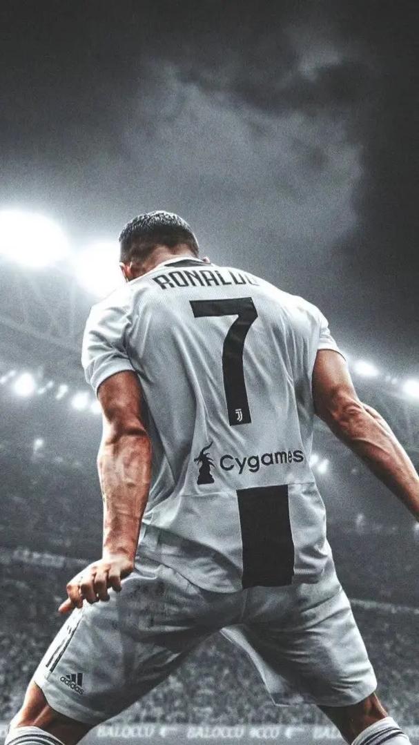 八村塁：看到浓眉身穿蓝色球衣而不是黄色，我还是会感觉奇怪